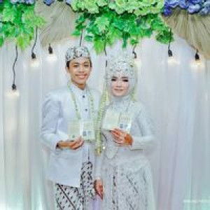 Rizkha Nugraha Niaa profile icon