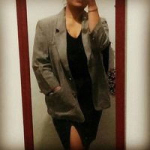 Ayu Sintia Dewi profile icon