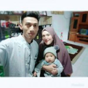 Jűlia J profile icon