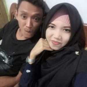 Lia Wulan Dari profile icon