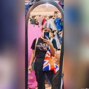 Lyn Villa Aguilar profile icon