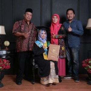 Nevi Faiza profile icon