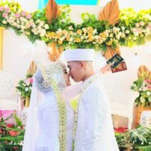 Ida Ayu profile icon