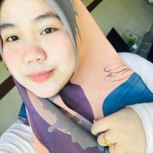 Cik Yin Ying profile icon