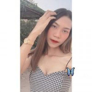 Zee Bow profile icon