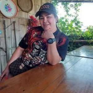 PeeMai Suparat profile icon