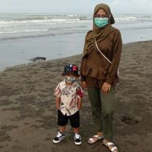 Dwi Sekar Arum profile icon