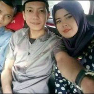 Rianti Nuriansyah profile icon