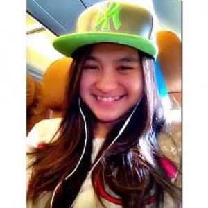 Ainur Rochman profile icon