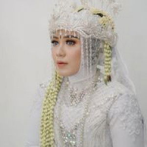 Selvia Aprillianti profile icon