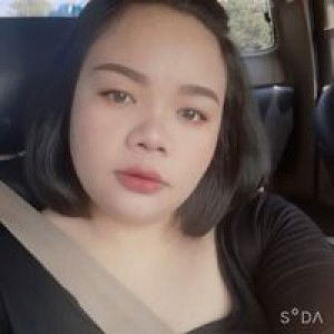 ต้นสีเขียว มีผลเป็นเครือ profile icon