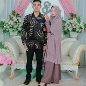 Novia Andriani profile icon