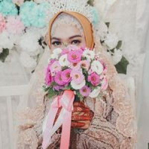 Devi Elvira Rosalina profile icon