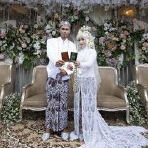 Titi HariMurti profile icon