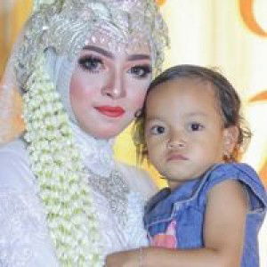 Fuji Handayani profile icon