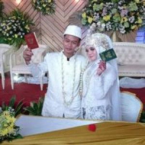 FeRisca Purnawan profile icon