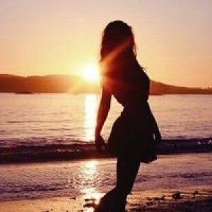 Indah Setianingsih profile icon