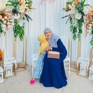 Nadia Sani profile icon