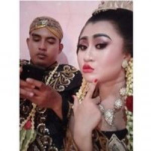 Iztye Setyawan profile icon