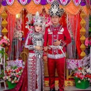 Ines Isolina Pitalau profile icon