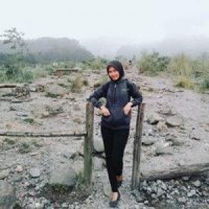 Nur Khasanah profile icon