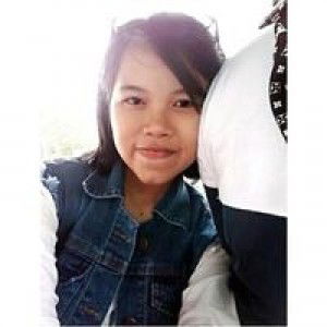 Elysa Dwi profile icon