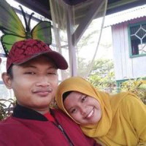 Nur Hasanah profile icon