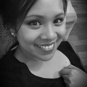 Lara MOnica Deveza profile icon