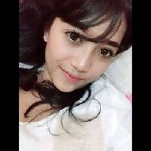 Dini Faridah profile icon