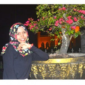 indah nisha profile icon