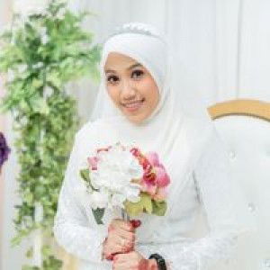 Evi Fariska profile icon