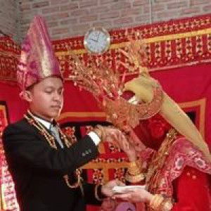 Rika Ayu Andari profile icon