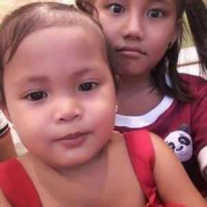 roselyn estanislao profile icon