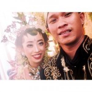 Rahayu Safitri profile icon