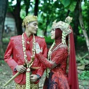 Eva Ekmawatii profile icon