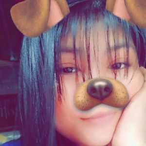 Lyra Sarmienta profile icon