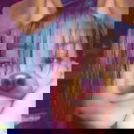 Lyra Sarmienta profile icon