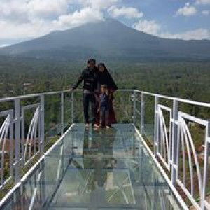 Lukmi Halimah profile icon