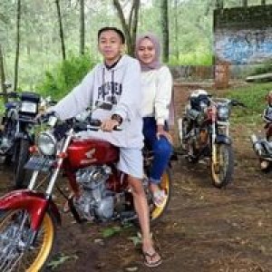 Illa Alliyah profile icon