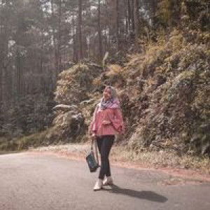 Anis Kholifah profile icon