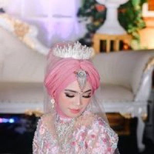 Iswatun Khasanah profile icon