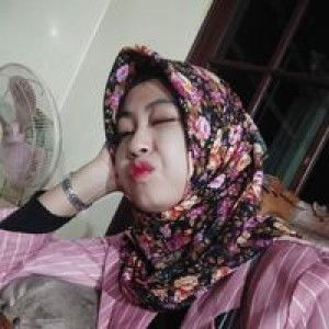 Indah Sary profile icon