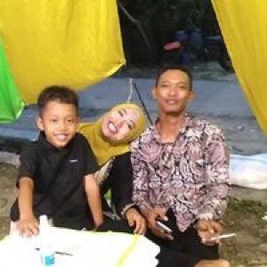 Fitri Lestari profile icon