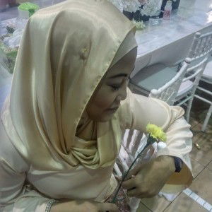 Rozita Hussin profile icon