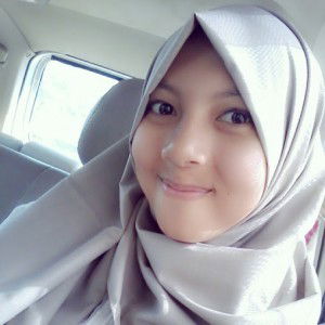 Alni Dwi profile icon