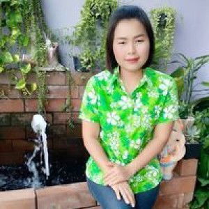 ต้นกล้า ใบหม่อน profile icon