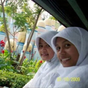 Dwi Cahyani Mohamad profile icon