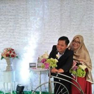 Nelly Ney Novita profile icon