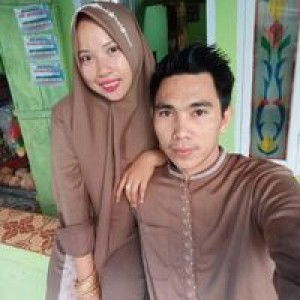 Santi Azis profile icon