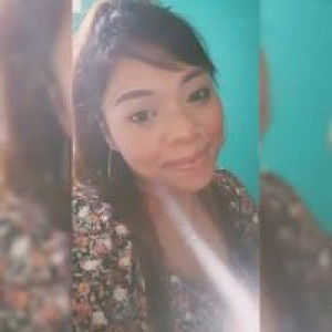 Echa Love profile icon